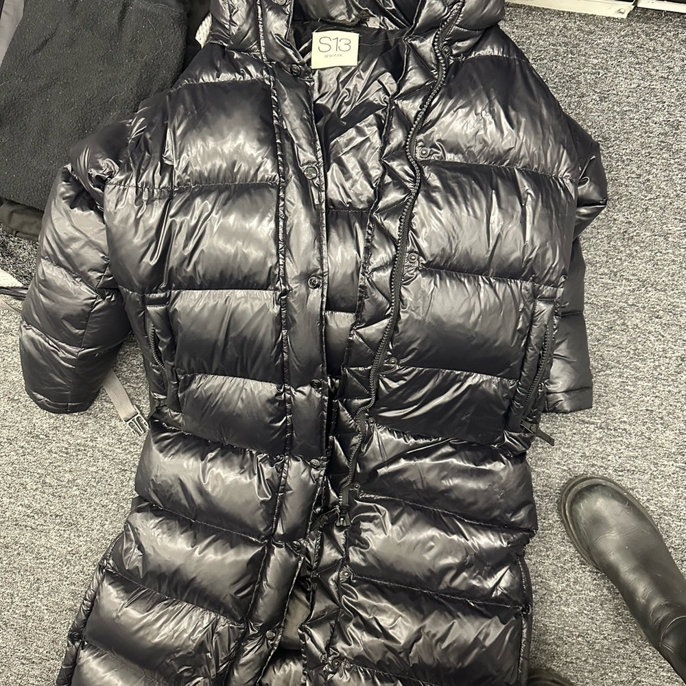 Women's Black Puffer Coat